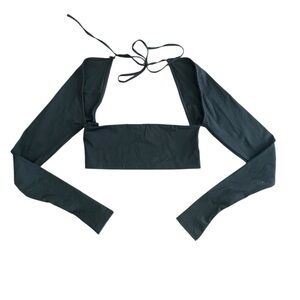 Salty Black Long Sleeve Crop Top Thumb Holes Medium